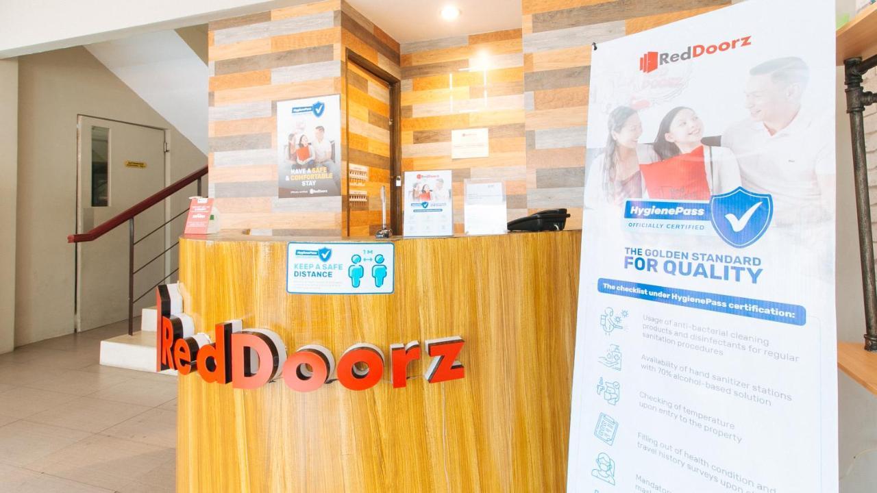 Reddoorz Plus Near Osmena Highway 2 Manila Exterior foto